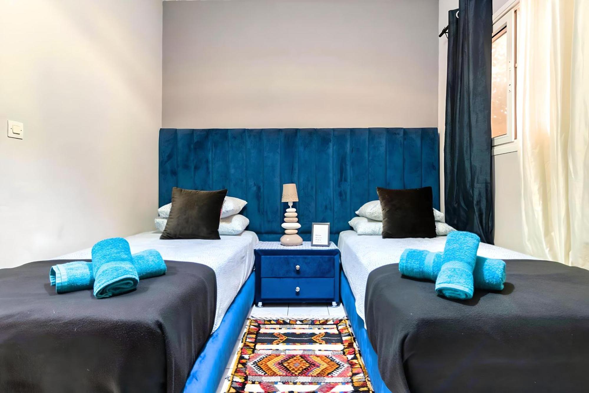 Tres Beau Riad A Marrakech Avec Piscines Marrákes Kültér fotó