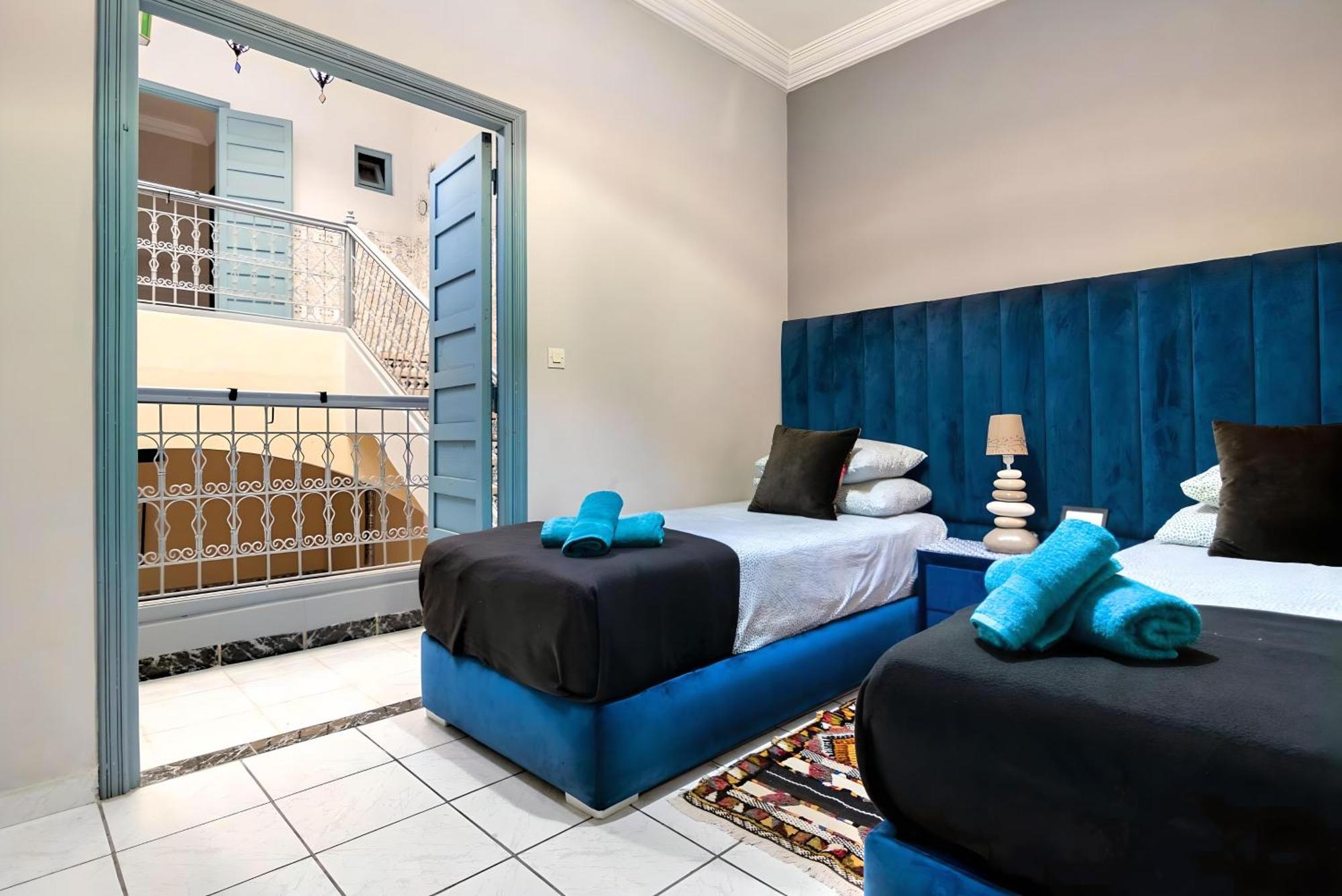 Tres Beau Riad A Marrakech Avec Piscines Marrákes Kültér fotó
